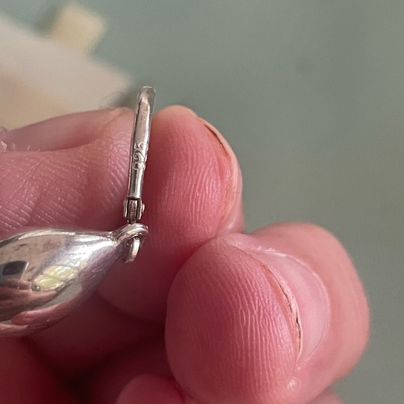 Sterling silver teardrop dangle earrings - Picture 3 of 3